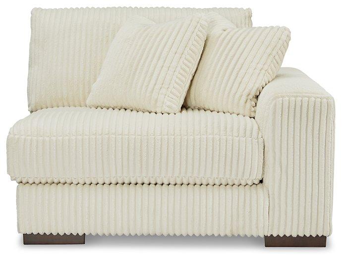 Lindyn 2-Piece Sectional Sofa